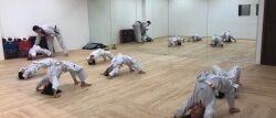 jm-taekwondo-stretching